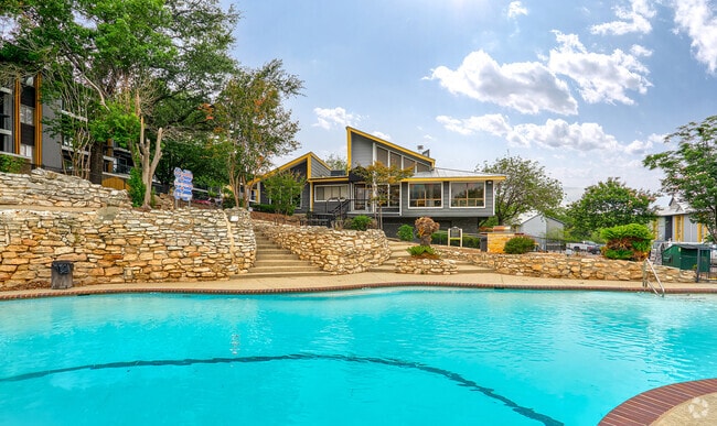 Building Photo - Altitude Rental