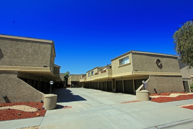 Photo - 7891 Stark Dr.