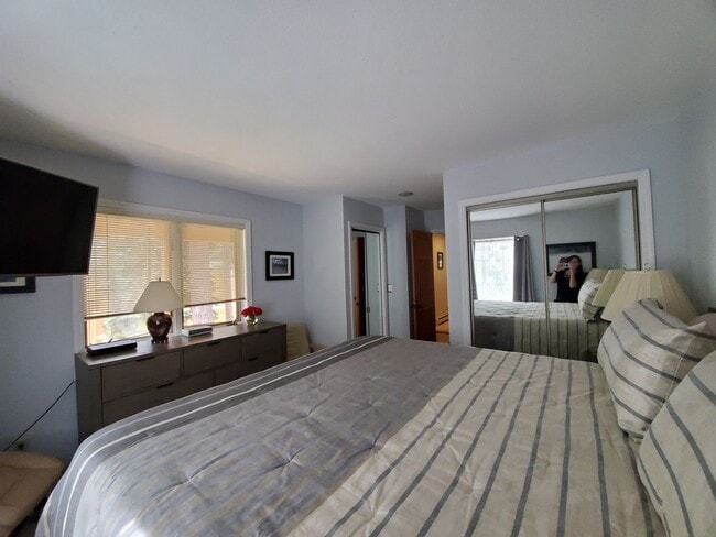 Photo - Rare summer seasonal rental! Unit 180