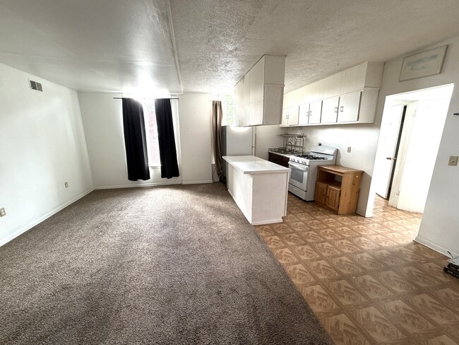 2630 Parade St Unit 3