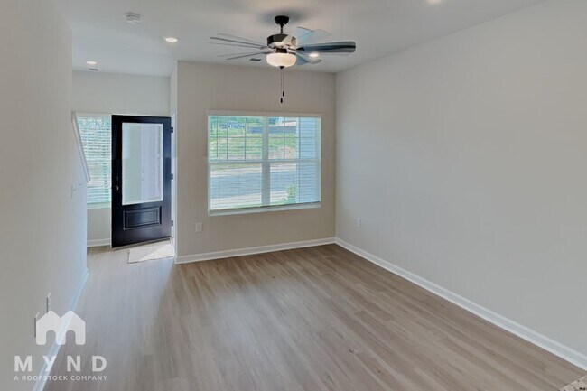 Photo - 1306 Principal Featherstone Ave