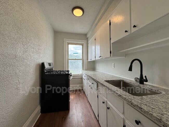 Photo - 19 Chester St Unidad 3R