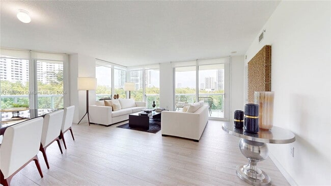 Photo - 3370 Hidden Bay Dr Unidad 402