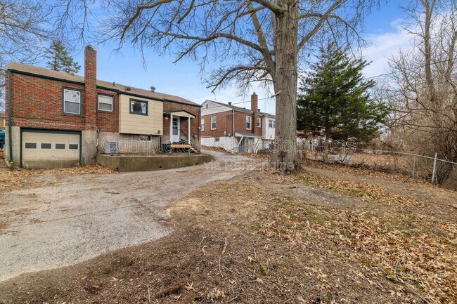 Photo - 231 Emerling Dr