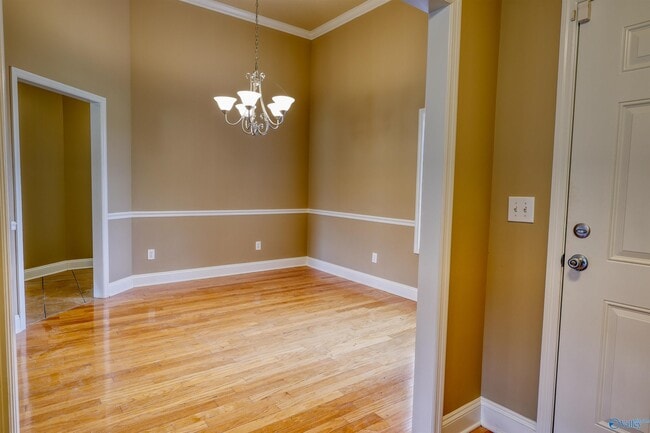 Photo - 105 Glenfield Ct