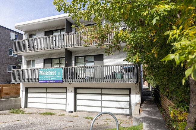 Building Photo - Nessa Manor