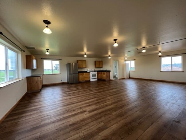 Photo - Marilann CT Unit 1620-B