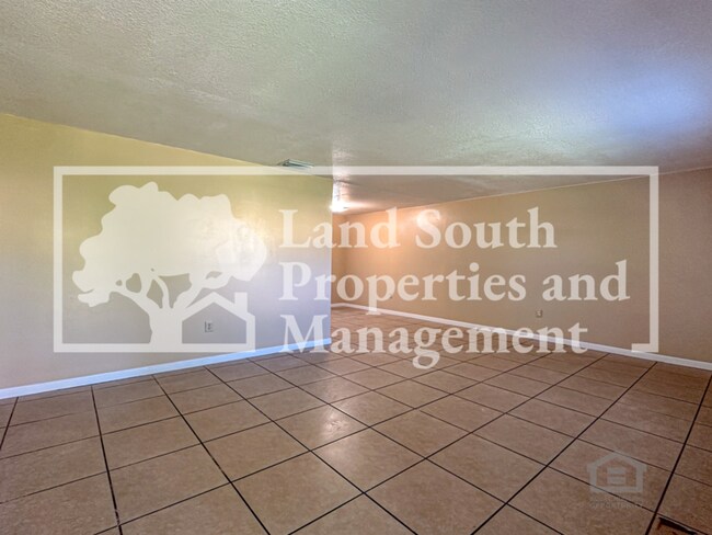 Photo - 2527 Crystal Lake Acres Dr