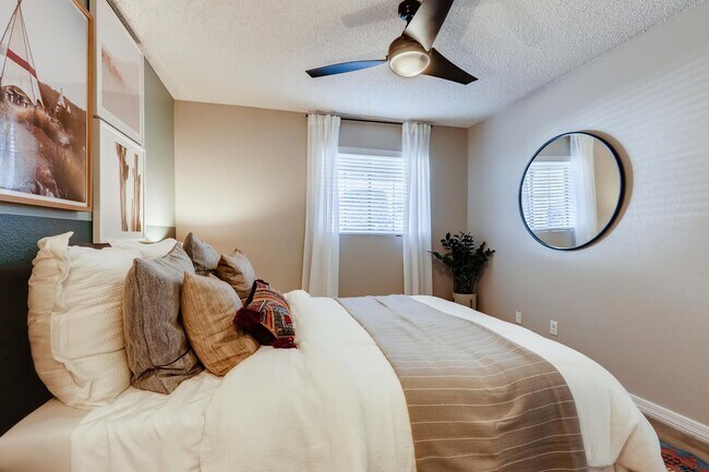 Chazal Scottsdale apartments — community photo