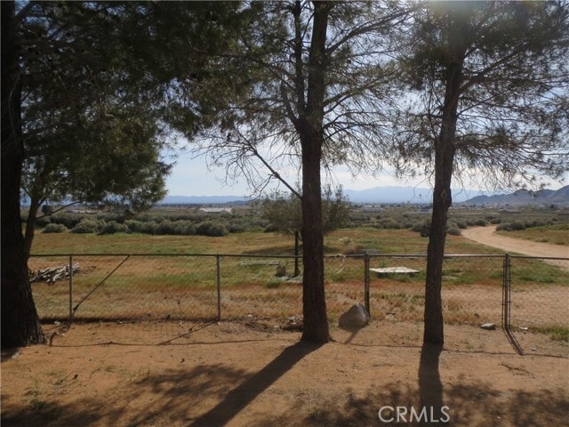 Photo - 16928 Central Rd