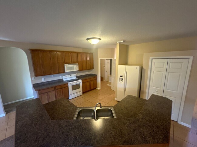 Photo - Beautiful 4 bedroom, 2 bathroom home