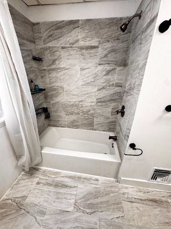 Photo - 64-64 Rowe Ave Unidad 1