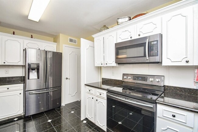 Photo - 5050 Ambassador Way Unidad 309 Rental