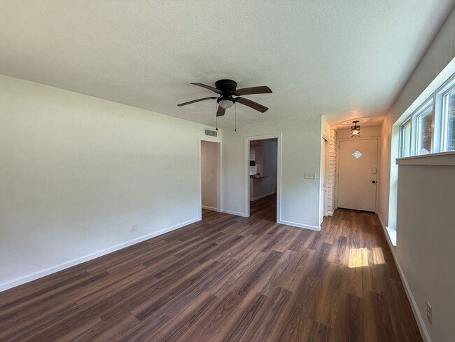 Photo - 5230 Springhill Dr