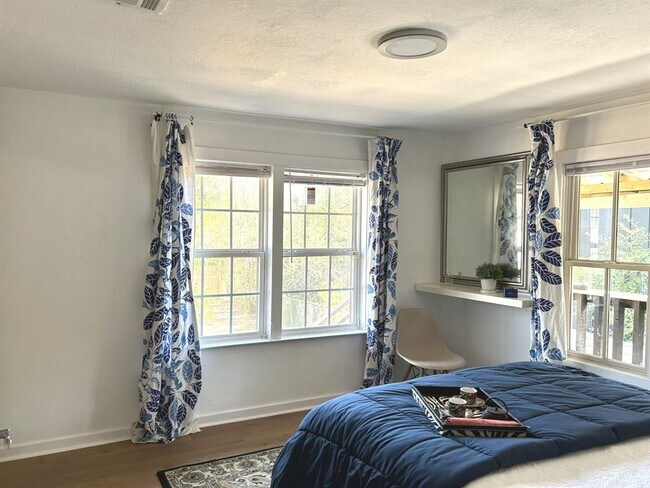 Photo - 613 Brentwood St