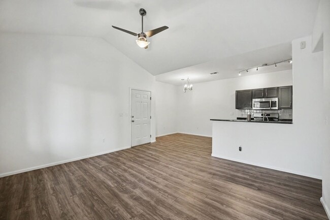 Photo - 8481 W Union Ave