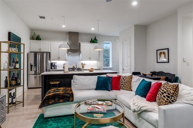 Photo - 5703 Lindell Ave Unit 102