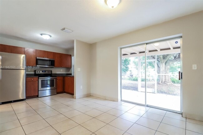 Photo - 4180 NW 34th Way