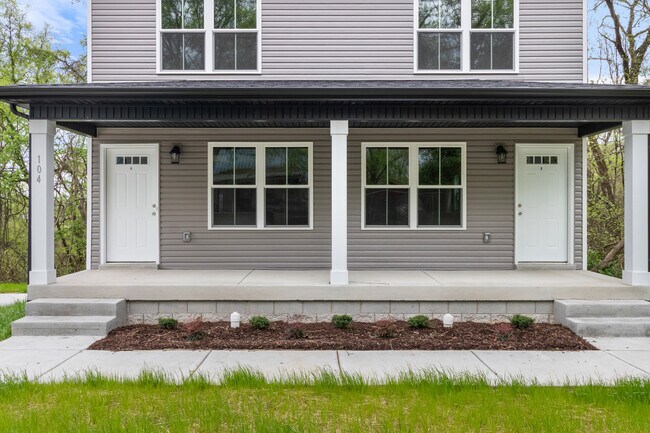 Photo - 104 Duncan St