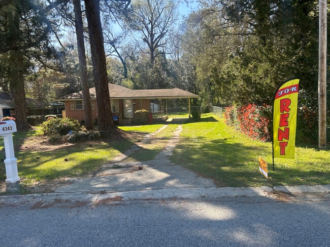 Building Photo - 4343 Summerhill Dr