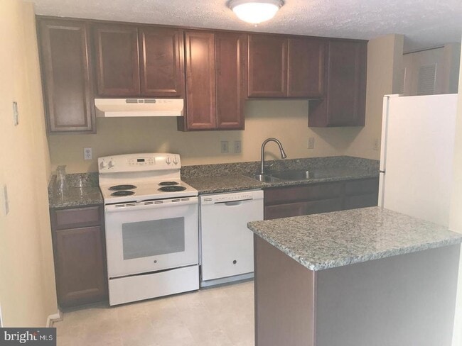 Photo - 42 Tarleton Way