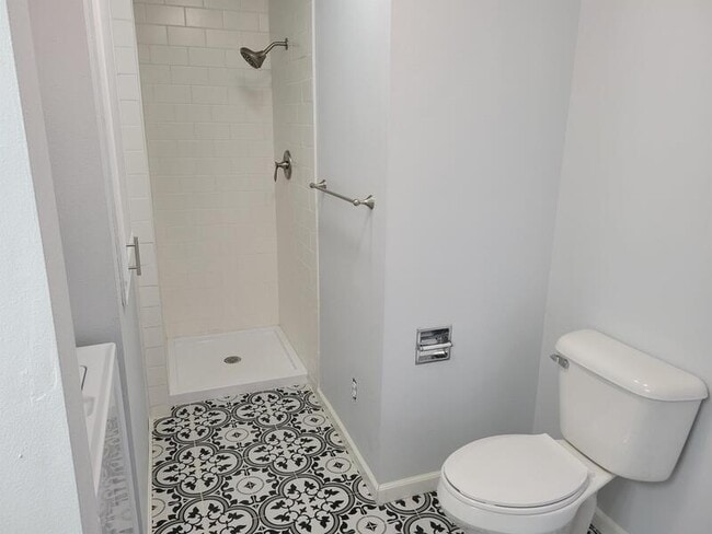 Photo - 2251 Fairfax Dr