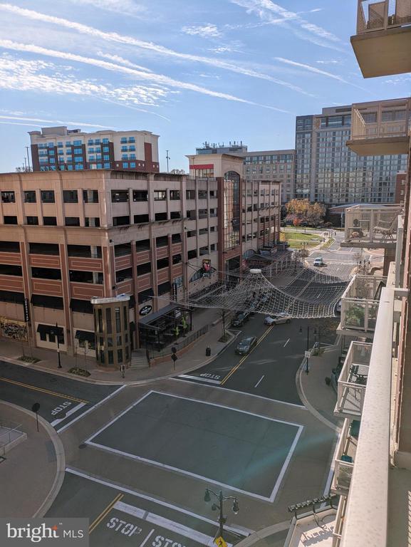 Photo - 157 Fleet St Unidad 711