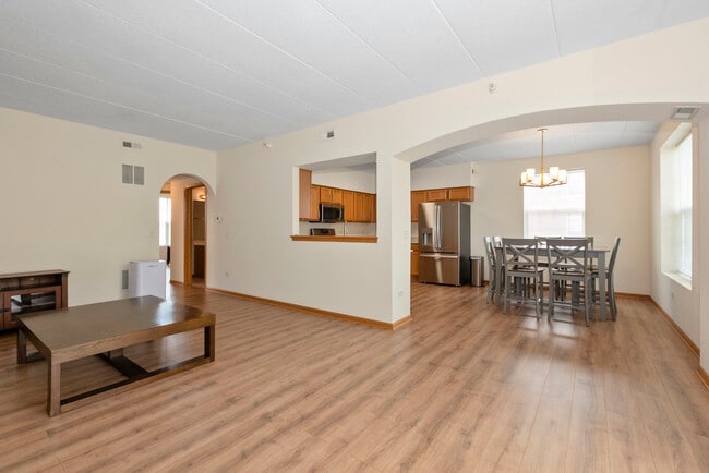 Photo - 16641 Liberty Cir Unit 2S