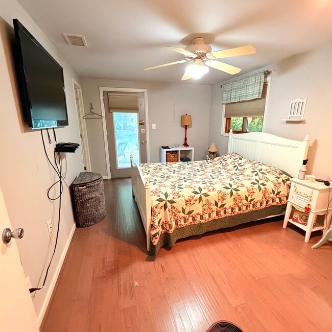 Photo - 320 Polvadera St