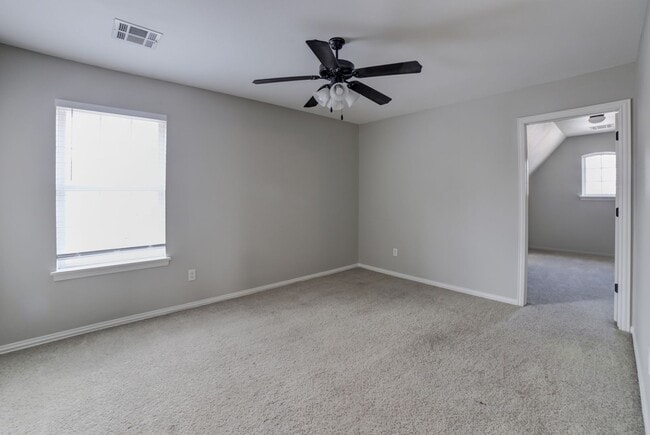 Photo - 5 Bed | 2.5 Baths | Broken Arrow
