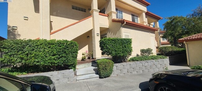 Building Photo - 6967 Stagecoach Rd Unit D