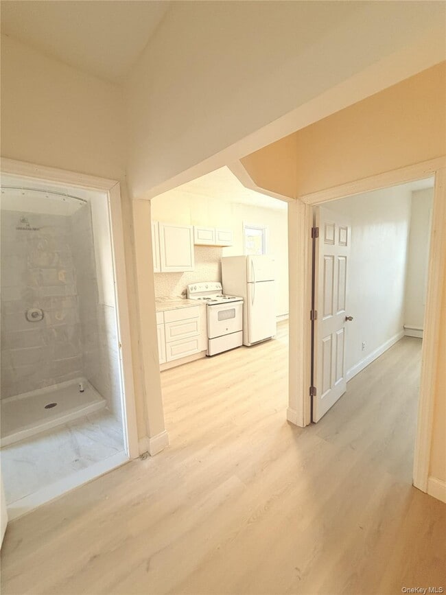 Photo - 90-48-90171 171st St