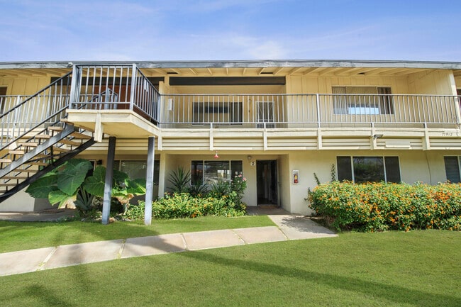 Building Photo - 77912 Michigan Dr Unit A2