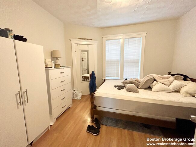 Photo - 157 E Cottage St Unit 2