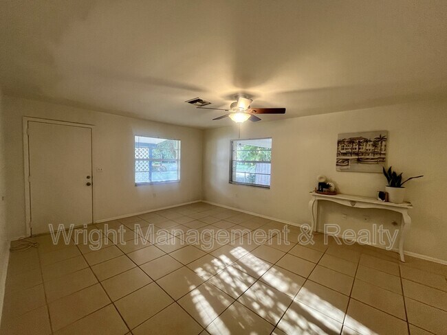 Photo - 705 Bayou Ave