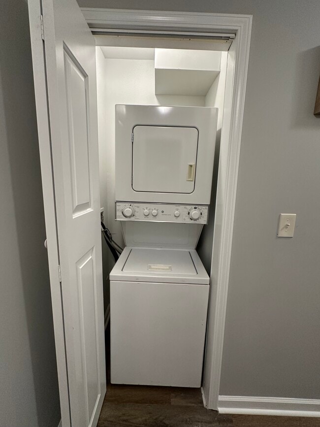 100 Brierwood Dr Unit upper level
