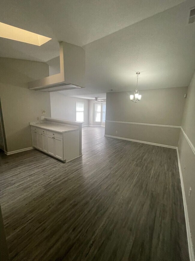 Photo - Rosecroft6246- Unit 1
