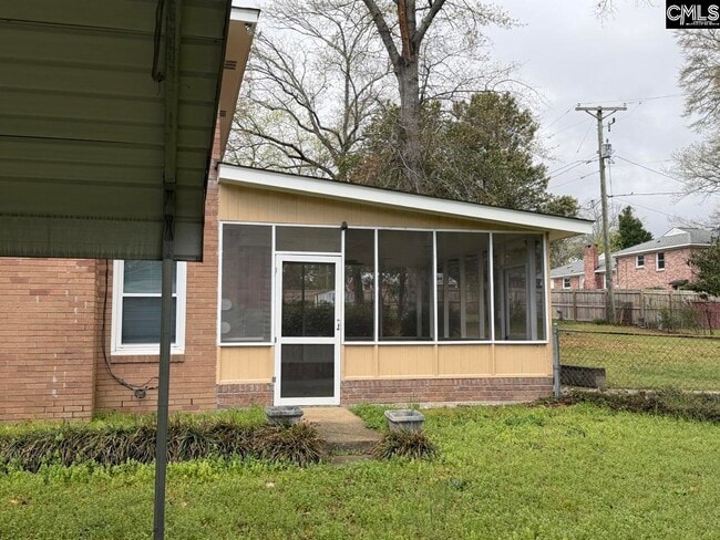 Photo - 511 Shady Ln