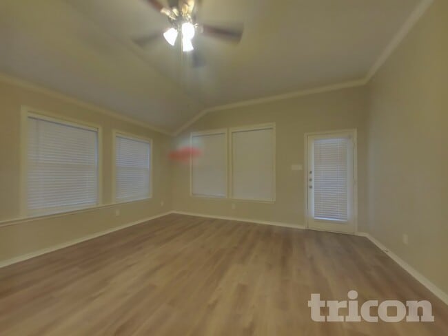 Photo - 13201 Fencerow Rd