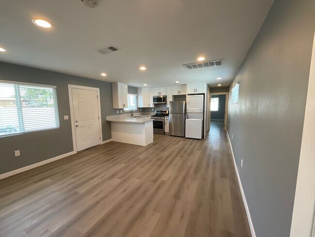 Photo - FRIENDS PROPERTY Unit 8336