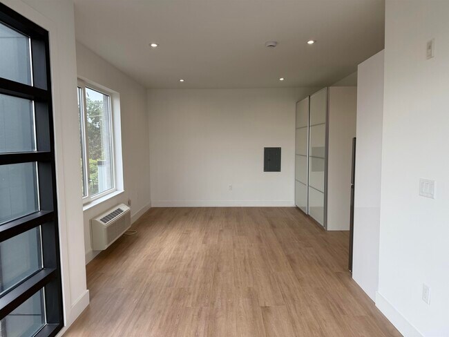 Photo - 3309 Liberty Ave Unit 510