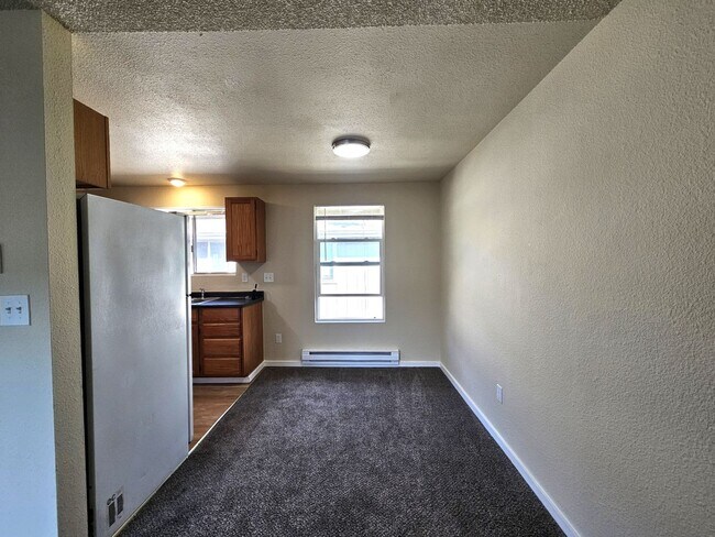 Photo - I Street Unidad 2410-4