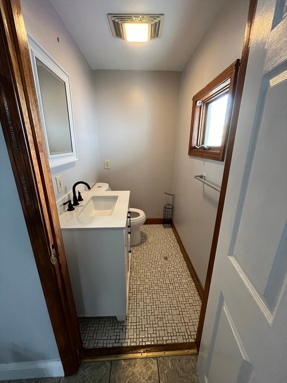 Photo - 18 Highland St