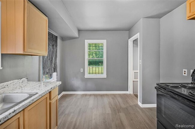 Photo - 1034 E Bundy Ave