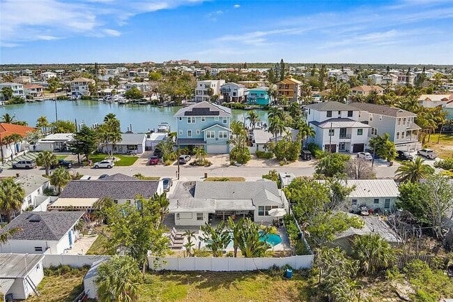 Photo - Coastal Luxury Living Just Minutes from Madeira Beach - 3bed | 2 bath