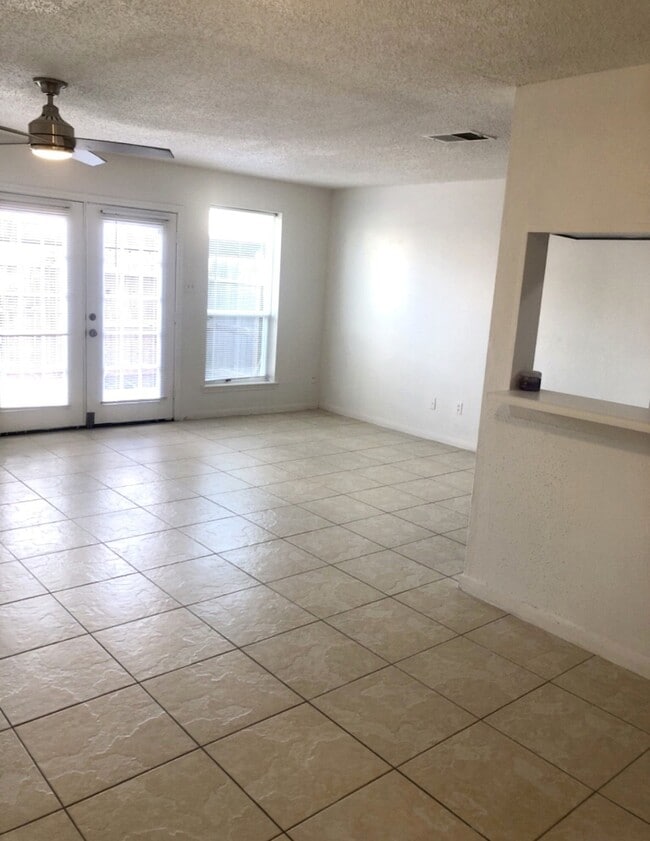 Photo - 6456 Kentwick Dr