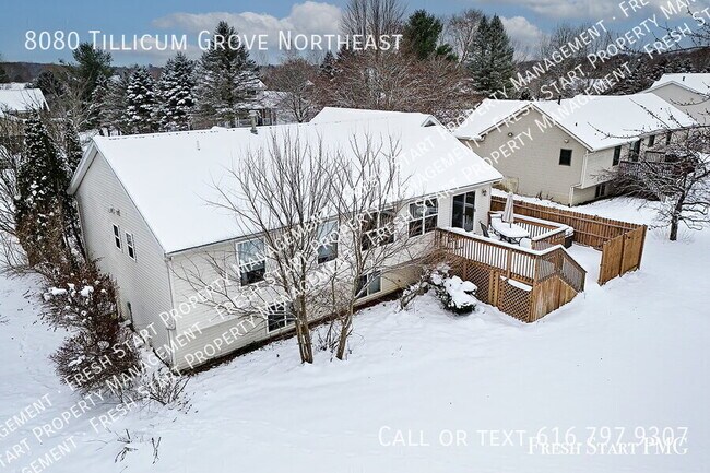Photo - 8080 Tillicum Grove NE