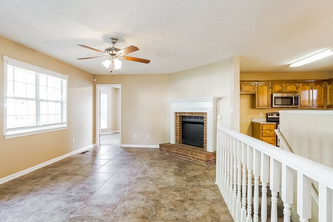 Photo - 1812 Molly Ln