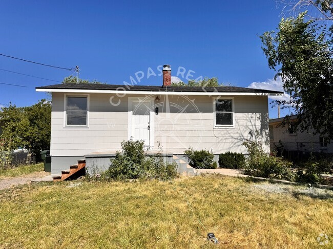 Building Photo - 414 N 100 W Rental