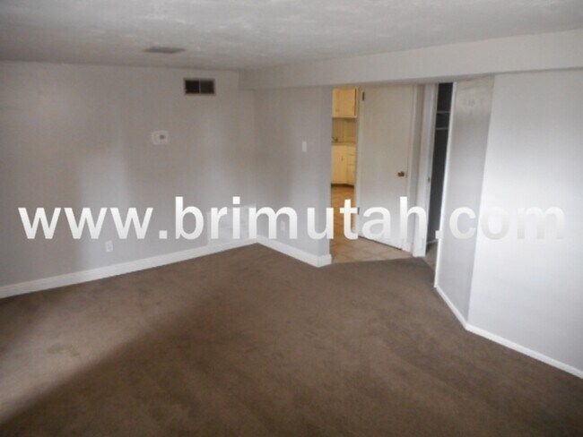 Photo - 2637 S Kenwood St